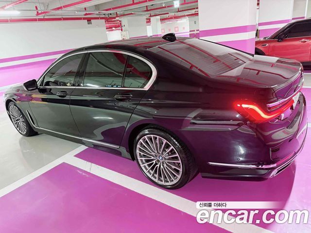 BMW 7-Series 740i Design Pure Excellence