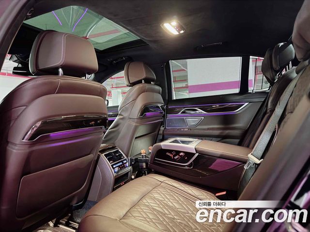 BMW 7-Series 740i Design Pure Excellence