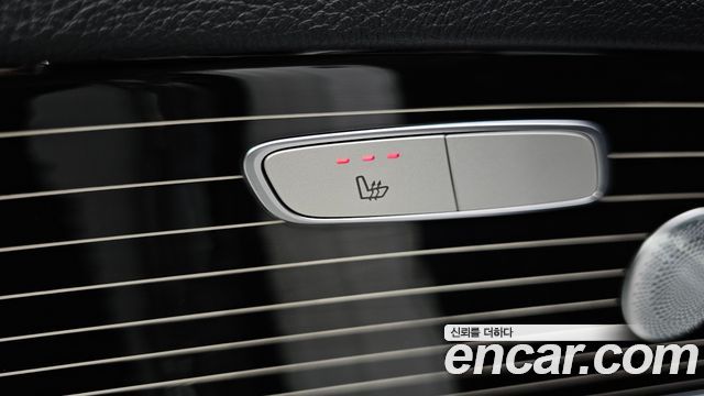 Mercedes-Benz E-Class E450 4MATIC Exclusive