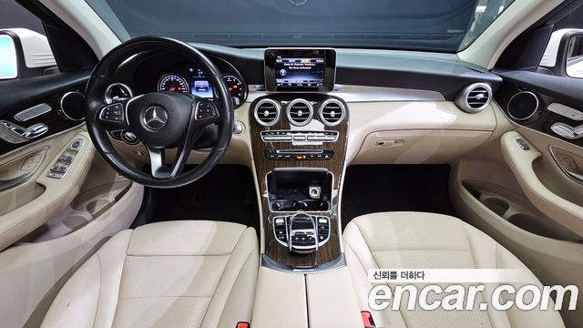 Mercedes-Benz GLC-Class GLC300