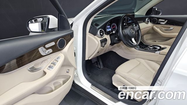 Mercedes-Benz GLC-Class GLC300