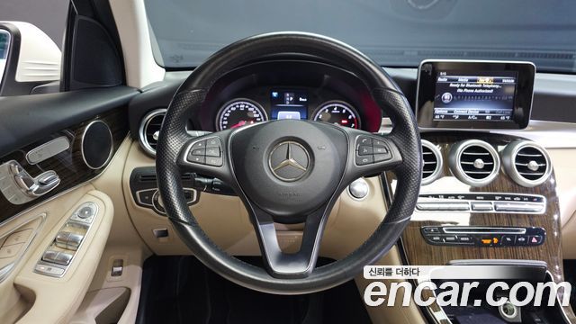 Mercedes-Benz GLC-Class GLC300