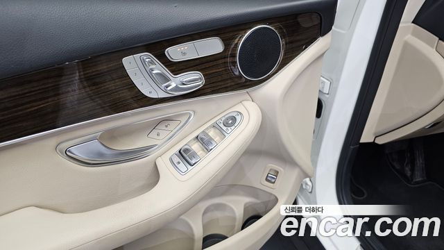 Mercedes-Benz GLC-Class GLC300