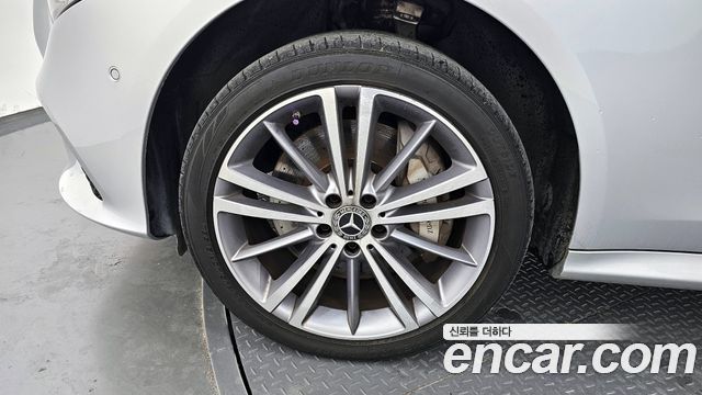 Mercedes-Benz CLS-Class CLS400d 4MATIC