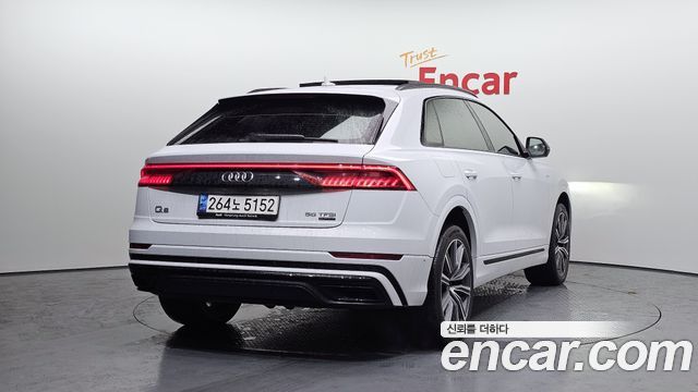 Audi Q8 55 TFSI Quattro Premium