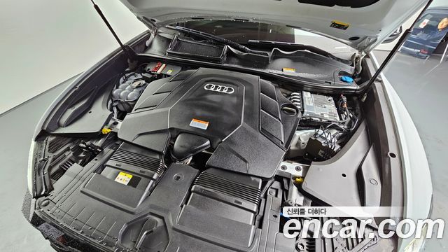Audi Q8 55 TFSI Quattro Premium