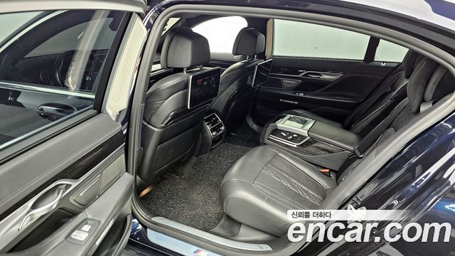 BMW 7-Series 730Ld xDrive M Sport