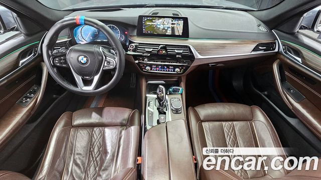 BMW 5-Series 530i xDrive M Sport Package Plus