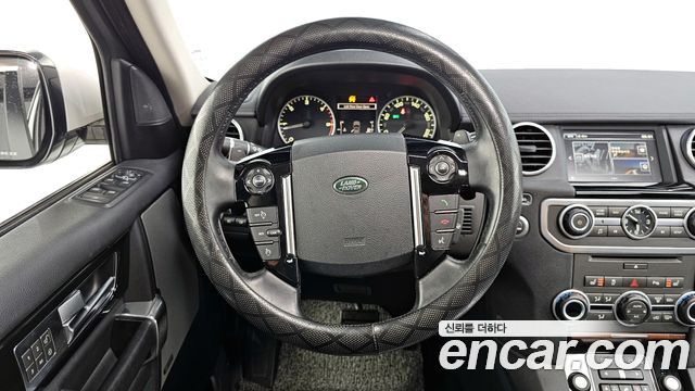 Land Rover Discovery 3.0 SDV6 SE