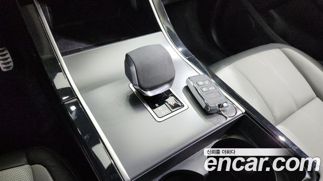 Land Rover Range Rover Evoque P250 Dynamic SE