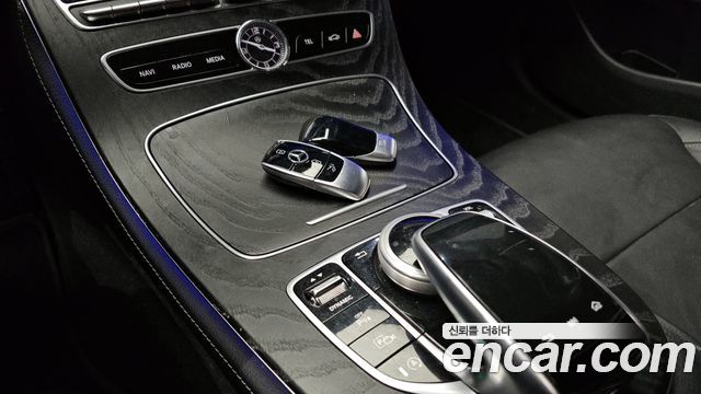 Mercedes-Benz E-Class E250 Avantgarde