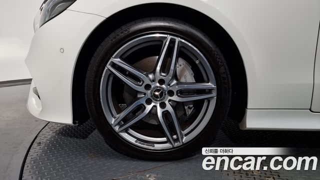 Mercedes-Benz E-Class E220d Coupe