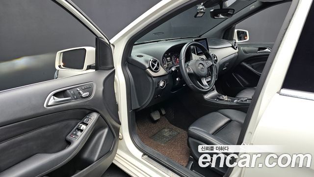 Mercedes-Benz B-Class B200 d