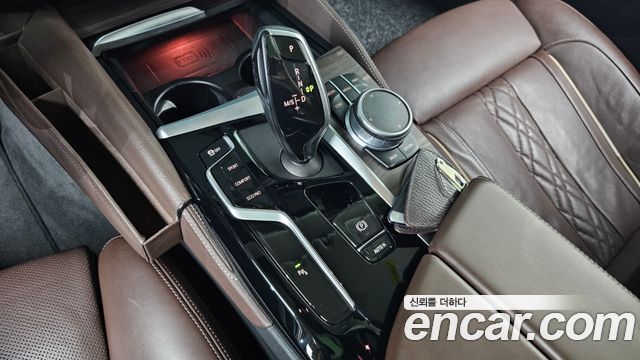 BMW 5-Series 530i Luxury