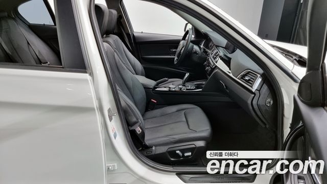 BMW 3-Series 320d