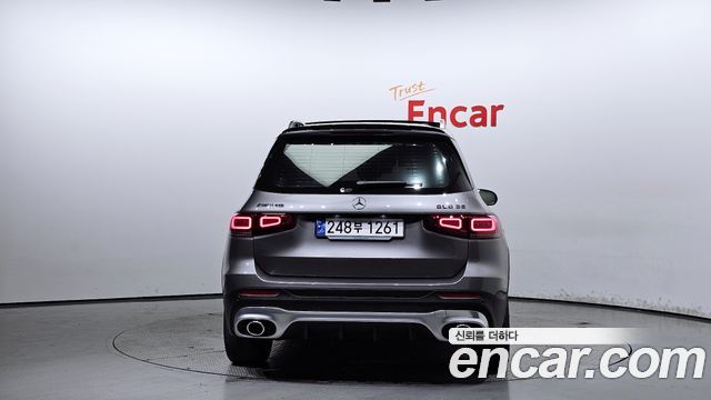 Mercedes-Benz GLB-Class AMG GLB35 4MATIC