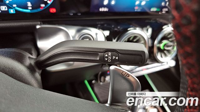 Mercedes-Benz GLB-Class AMG GLB35 4MATIC