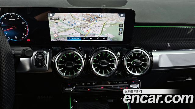 Mercedes-Benz GLB-Class AMG GLB35 4MATIC