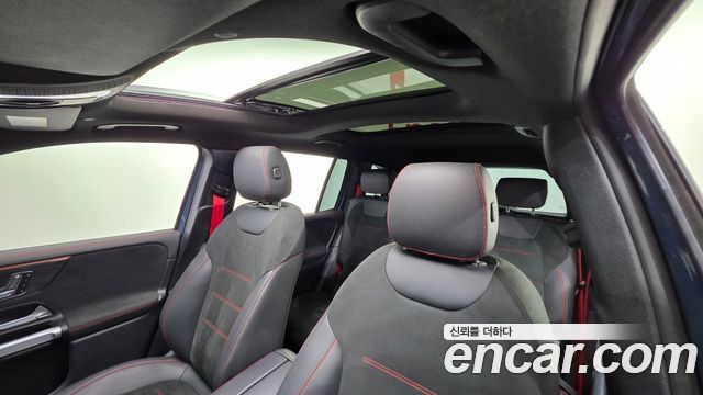 Mercedes-Benz GLB-Class AMG GLB35 4MATIC