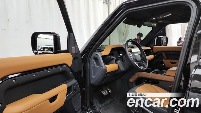 Land Rover Defender 110 P400 X