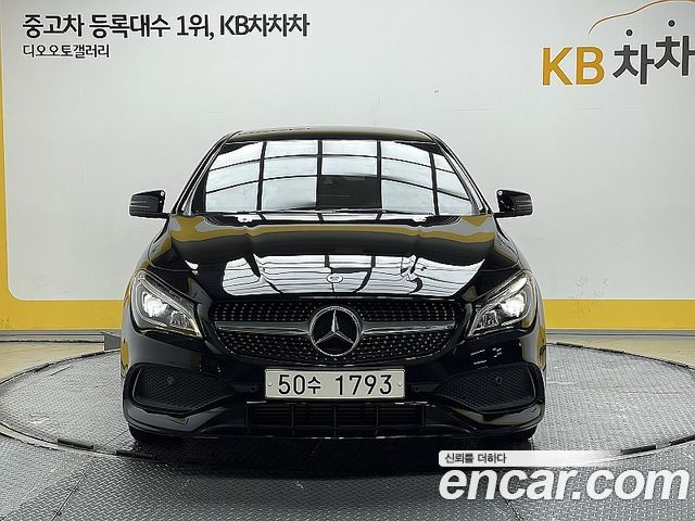 Mercedes-Benz CLA-Class CLA220 AMG Line