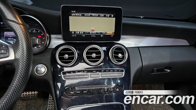 Mercedes-Benz C-Class C200 Cabriolet