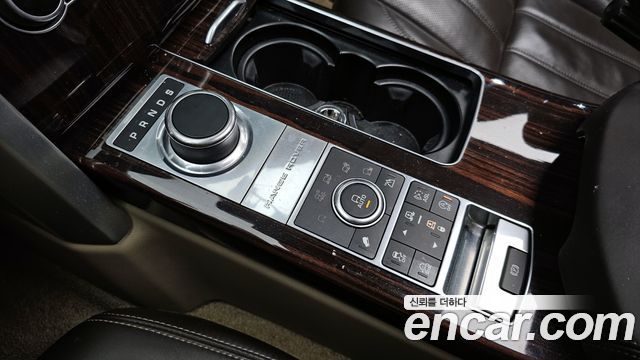 Land Rover Range Rover 4.4 SDV8 Vogue SE DIESEL