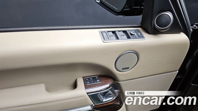 Land Rover Range Rover 4.4 SDV8 Vogue SE DIESEL