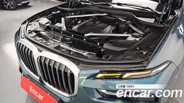 BMW X7 xDrive 40i Design Pure Excellence 6-Seater