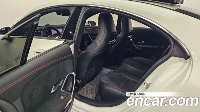 Mercedes-Benz CLA-Class CLA250 4MATIC