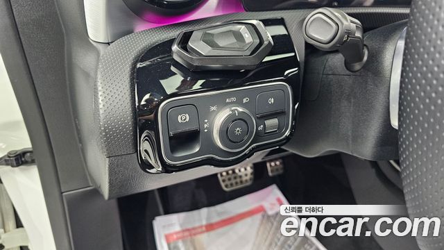 Mercedes-Benz CLA-Class CLA250 4MATIC