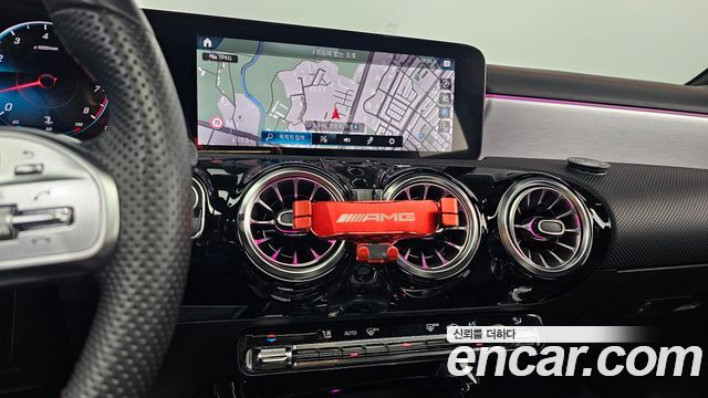 Mercedes-Benz CLA-Class CLA250 4MATIC