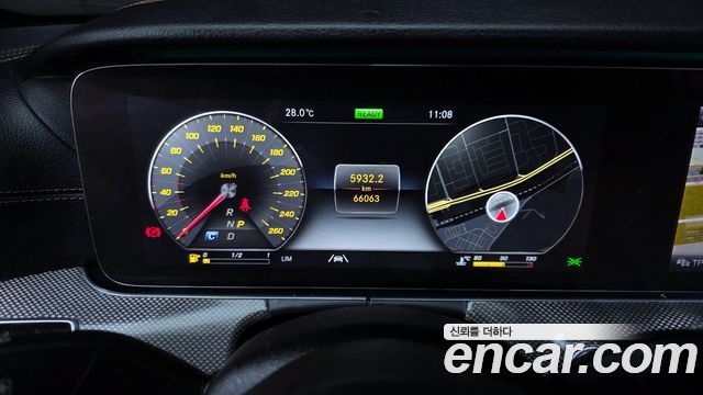 Mercedes-Benz E-Class E350 4MATIC AMG Line