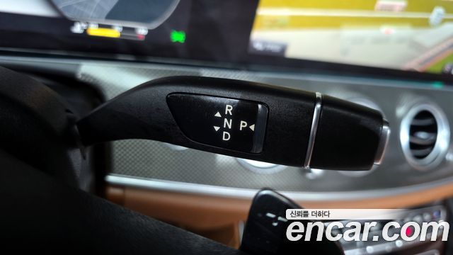 Mercedes-Benz E-Class E350 4MATIC AMG Line