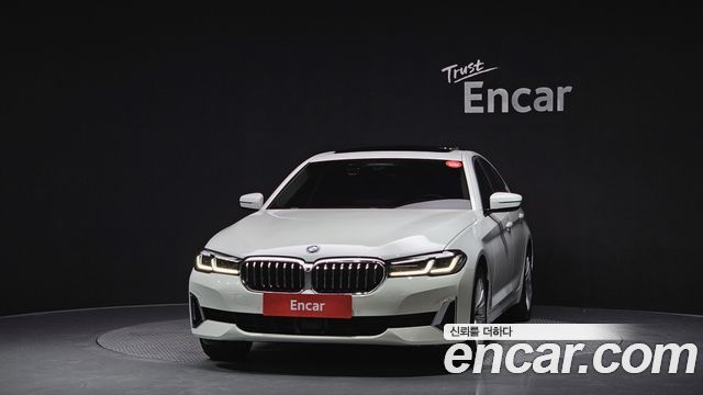 BMW 5-Series 530i Luxury