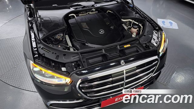 Mercedes-Benz S-Class W223 S580L 4MATIC