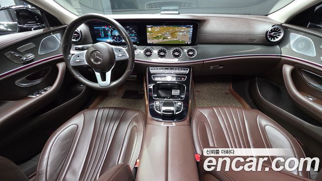 Mercedes-Benz CLS-Class CLS300d AMG Line