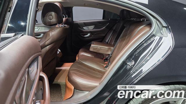 Mercedes-Benz CLS-Class CLS300d AMG Line