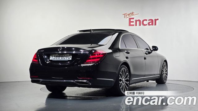 Mercedes-Benz S-Class S560L 4MATIC