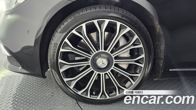 Mercedes-Benz S-Class S560L 4MATIC
