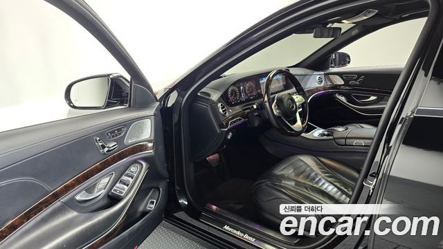 Mercedes-Benz S-Class S560L 4MATIC