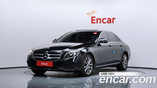Mercedes-Benz E-Class E300 4MATIC Avnatgarde