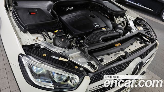 Mercedes-Benz GLC-Class GCL300 4MATIC Coupe