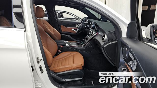 Mercedes-Benz GLC-Class GCL300 4MATIC Coupe