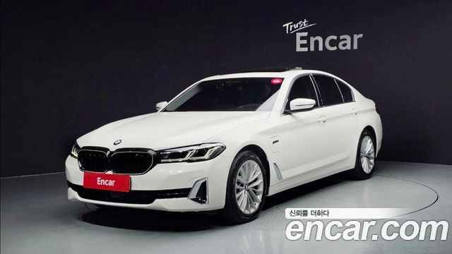 BMW 5-Series 530e Luxury