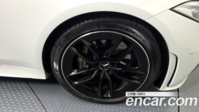Mercedes-Benz CLS-Class AMG CLS53 4MATIC+ Edition1