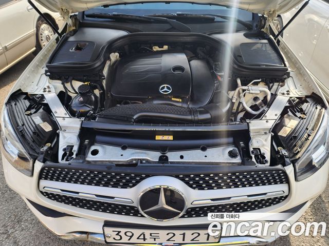 Mercedes-Benz GLC-Class GLC300 4MATIC Premium Coupe