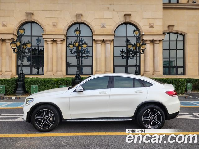 Mercedes-Benz GLC-Class GLC300 4MATIC Premium Coupe