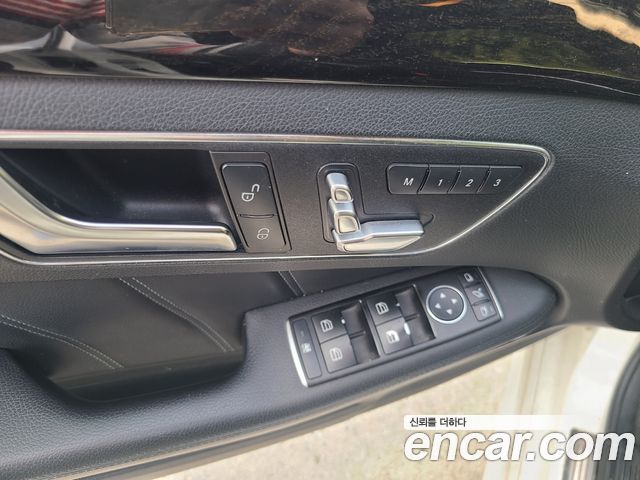Mercedes-Benz E-Class E250 BlueTec 4MATIC AV