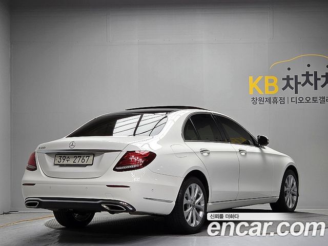 Mercedes-Benz E-Class E300 Exclusive